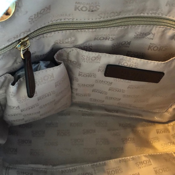 Michael Kors Brown Purse 👜 NWT - Picture 4 of 8